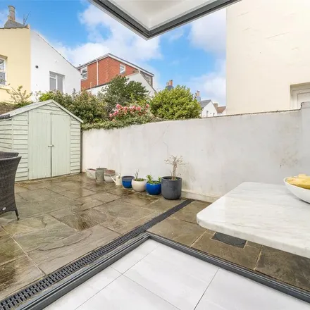 Image 7 - Kendal Road, Hove, BN3 5HB, United Kingdom - Townhouse for rent