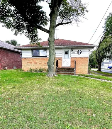 Buy this 3 bed house on 13425 Carpenter Road in Garfield Heights, OH 44125