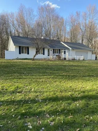 Buy this 5 bed house on 4092 Snowhill Rd in Ohio, 45118