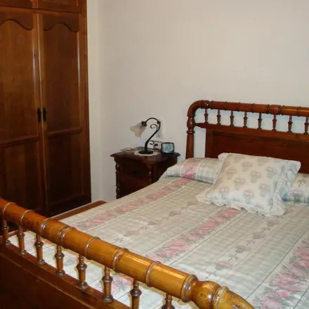 Rent this 3 bed house on 29120 Alhaurín el Grande