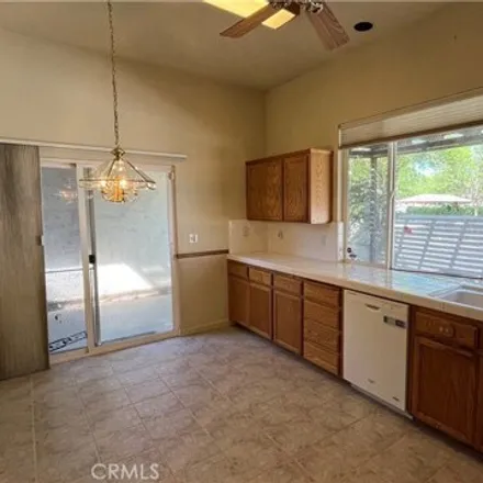 Image 3 - 214 Mission Serra Terrace, Chico, CA 95926, USA - House for sale