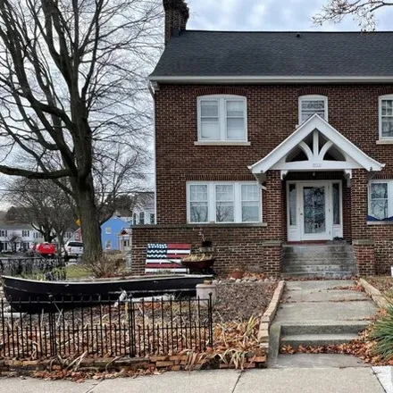 Buy this 3 bed house on 3121 South Superior Street in Milwaukee, WI 53207