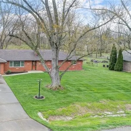 Buy this 4 bed house on 844 Grovehill Drive in Beavercreek, OH 45434