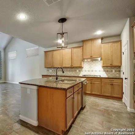 Image 7 - 1301 Hidden Cave Drive, New Braunfels, TX 78132, USA - Loft for sale