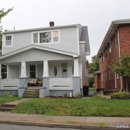 Rent this 1 bed house on Apex Electric in Lafayette Avenue, Hawthorne