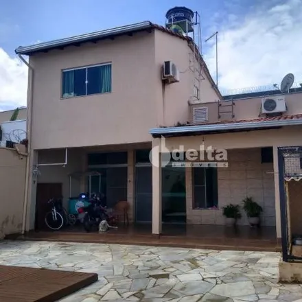 Image 2 - Rua Leôncio Chaves, Daniel Fonseca, Uberlândia - MG, 38413-018, Brazil - House for sale