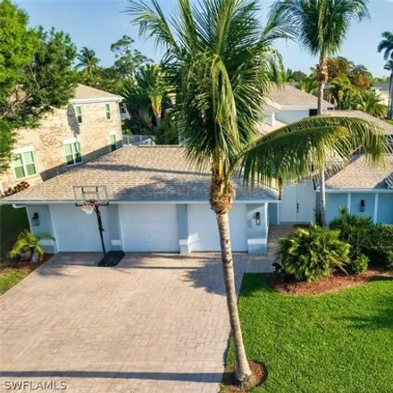 Image 1 - 62 Timberland Cir S, Fort Myers, Florida, 33919 - House for sale