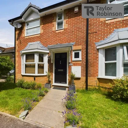 Rent this 2 bed house on Clifton Road in Maidenbower, RH10 7WR