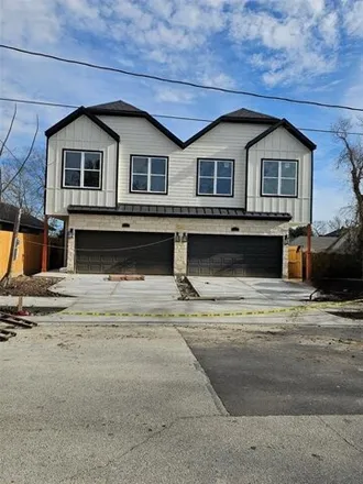 Buy this 3 bed house on 2743 Winbern Street in Houston, TX 77004