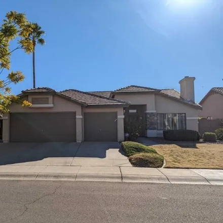 Rent this 4 bed house on 4335 East Coolbrook Avenue in Phoenix, AZ 85032