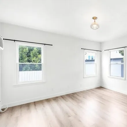 Rent this studio house on 4719 Beverly Boulevard in Los Angeles, CA 90004