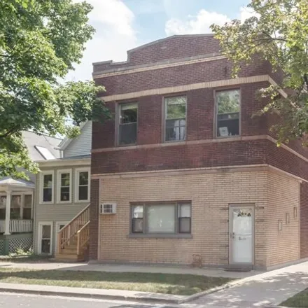 Rent this 2 bed apartment on 2477 W Cullom Ave Unit 1N in Chicago, Illinois