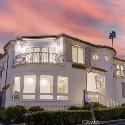 Buy this 4 bed house on 2820 Bayview Drive in Newport Beach, CA 92625