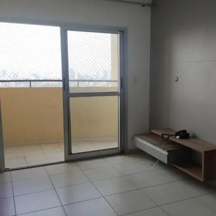 Rent this 3 bed apartment on Avenida José Lourenço in Jaguaribe, Osasco - SP