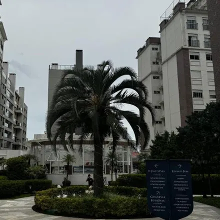 Rent this 4 bed apartment on Rua Guaianazes 421 in Vila Izabel, Curitiba - PR