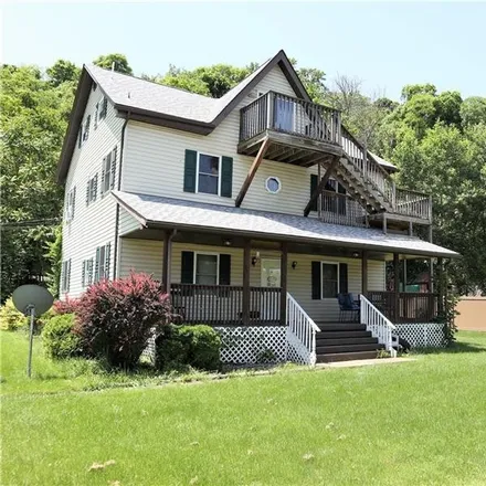 Buy this studio duplex on 199 Federal Street in Coal Center, Washington County