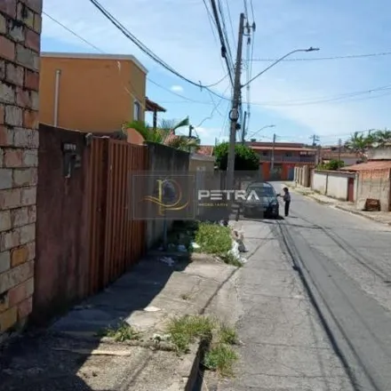 Buy this 6 bed house on Rua Wilson José de Souza in Sede, Contagem - MG