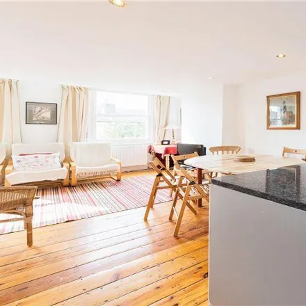 Image 2 - 33 Mowbray Road, Brondesbury Park, London, NW6 7QY, United Kingdom - Apartment for rent
