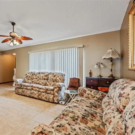 Image 4 - 11289 Pickford Street, Spring Hill, FL 34609, USA - House for sale