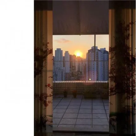 Buy this 3 bed apartment on Avenida Lacerda Franco 750 in Aclimação, São Paulo - SP