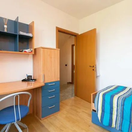 Rent this 2 bed apartment on Via Quattro Novembre in 20006 Pregnana Milanese MI, Italy