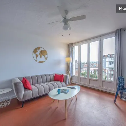 Image 7 - 19 Rue Louise Drevet, 38000 Grenoble, France - Apartment for rent