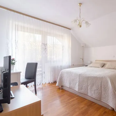 Rent this 2 bed apartment on 4274 Žirovnica