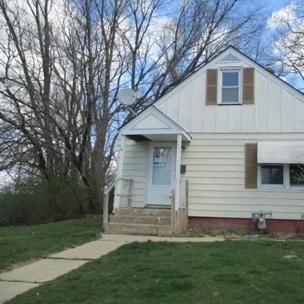 Buy this 3 bed house on 1597 Loomis Street in Rockford, IL 61102