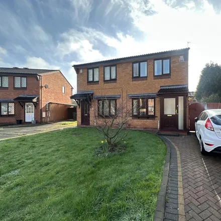 Rent this 2 bed duplex on Whimbrel Close play park in Whimbrel Close, Telford and Wrekin