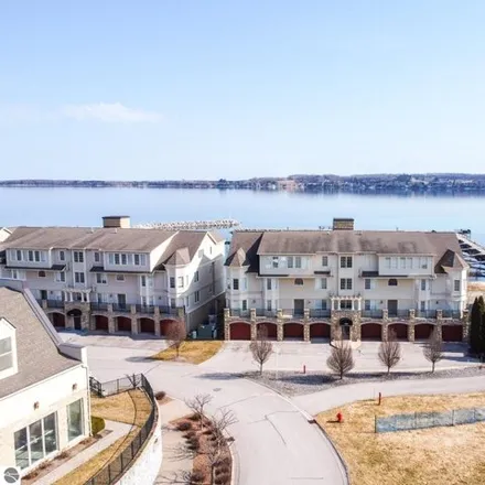 Buy this 4 bed condo on 729 North Dockside Circle in Suttons Bay, Leelanau County