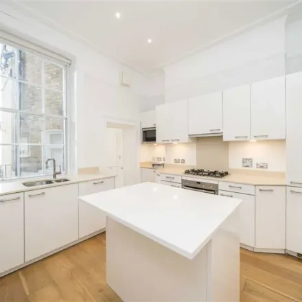 Image 2 - 14 Upper Berkeley Street, London, W1H 7QZ, United Kingdom - Apartment for rent