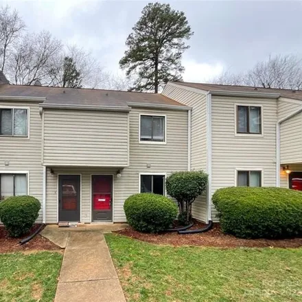Rent this 2 bed condo on 951 Hollywood Street in Charlotte, NC 28211