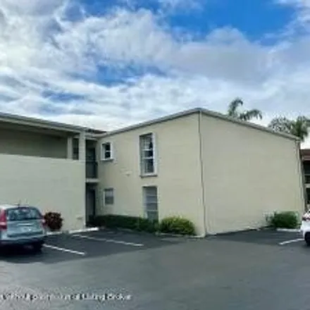 Buy this 2 bed condo on 2500 Boundbrook Boulevard in Palm Beach County, FL 33406