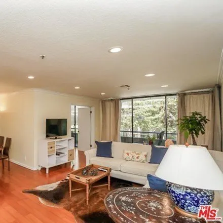 Rent this 2 bed condo on unnamed road in Los Angeles, CA