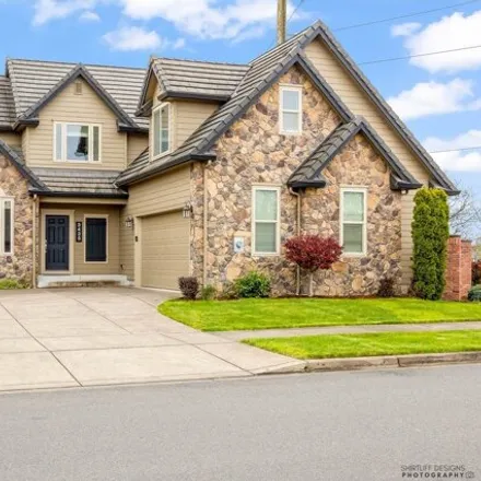 Buy this 3 bed house on 3435 Meadow View Drive in Eugene, OR 97408
