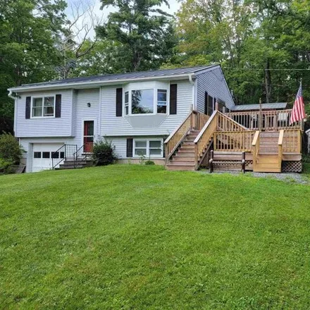 Buy this 3 bed house on 65 Jerusalem Road in Canaan, Grafton County