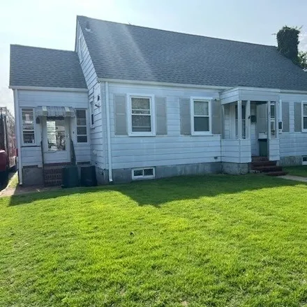 Image 1 - 7 Edgewood Road, Village of Port Washington North, North Hempstead, NY 11050, USA - House for rent