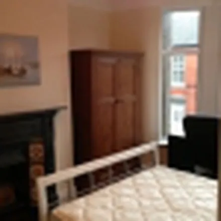 Image 2 - Brookdale Road, Liverpool, L15 3JE, United Kingdom - Apartment for rent
