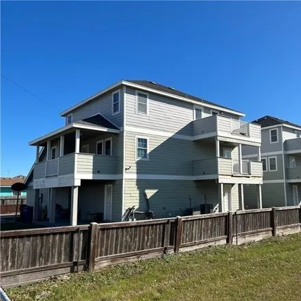 Rent this 3 bed house on 1127 Nagle Street in Corpus Christi, TX 78418