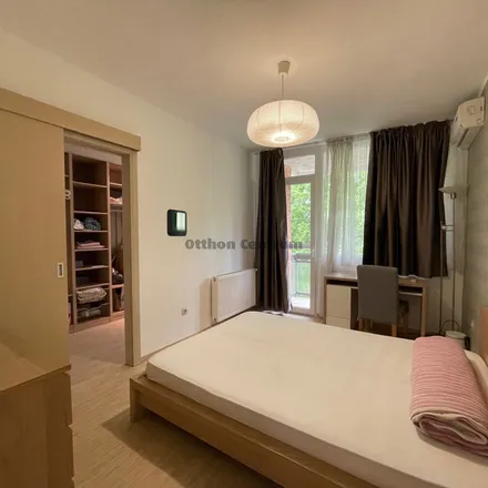 Rent this 4 bed apartment on Andaházi utca in Debrecen, Simonyi út