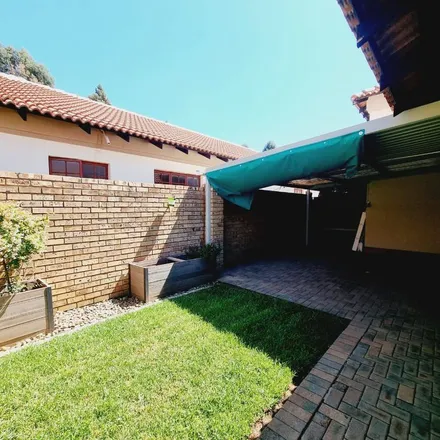 Image 7 - Flamwood Drive, Adamayview, Klerksdorp, 2571, South Africa - Townhouse for rent