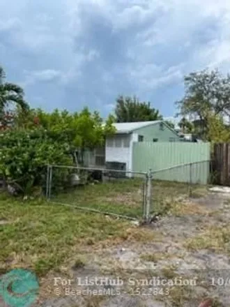 Buy this 2 bed house on 711 Southwest 8th Street in Lyons Park, Pompano Beach
