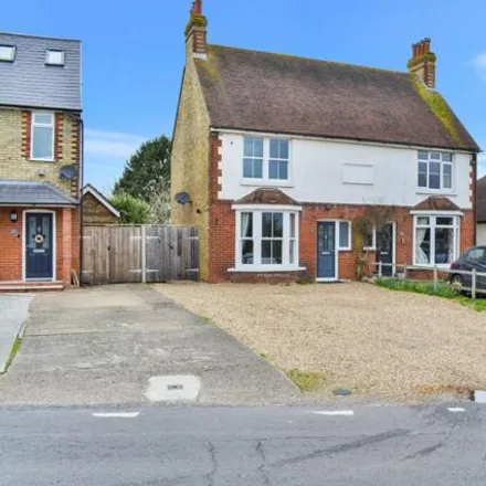 Buy this 3 bed duplex on Sandyhurst Lane in Ashford, TN25 4NS