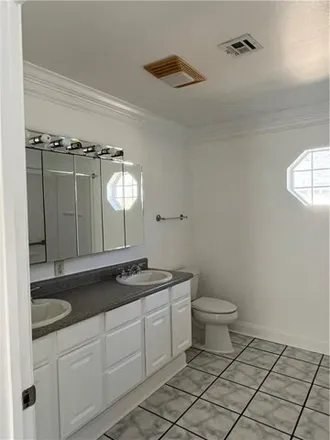 Image 7 - 2411 Behrman Highway, New Orleans, LA 70114, USA - House for sale