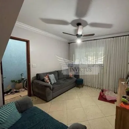 Rent this 3 bed house on Rua João Fernandes in Vila Alpina, Santo André - SP
