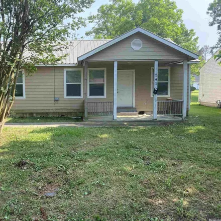 Buy this 3 bed house on 211 East Wolfe Street in Dumas, AR 71639