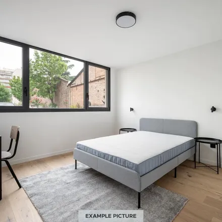 Rent this 1 bed apartment on 22 Rue Fernand Pelloutier in 92110 Clichy, France