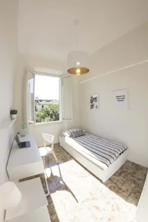 Rent this 5 bed room on Piazza della Signoria in 50122 Florence FI, Italy
