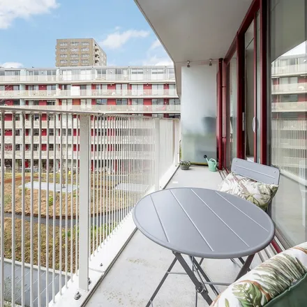 Rent this 1 bed apartment on Andros in Carolina MacGillavrylaan, 1098 XB Amsterdam