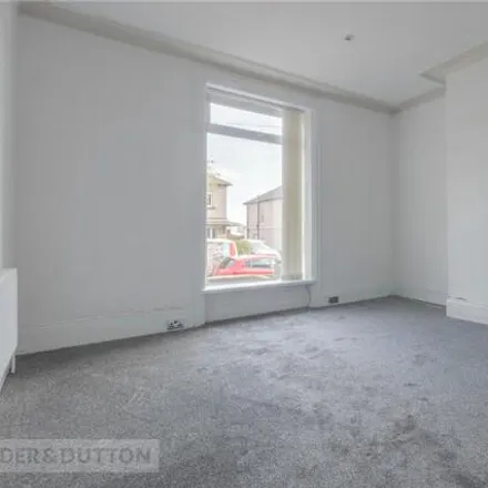 Image 2 - Savile Road, Lindley, HD3 3DQ, United Kingdom - Townhouse for sale